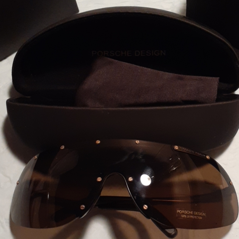 Vintage Porsche Design. Never worn. Original case.